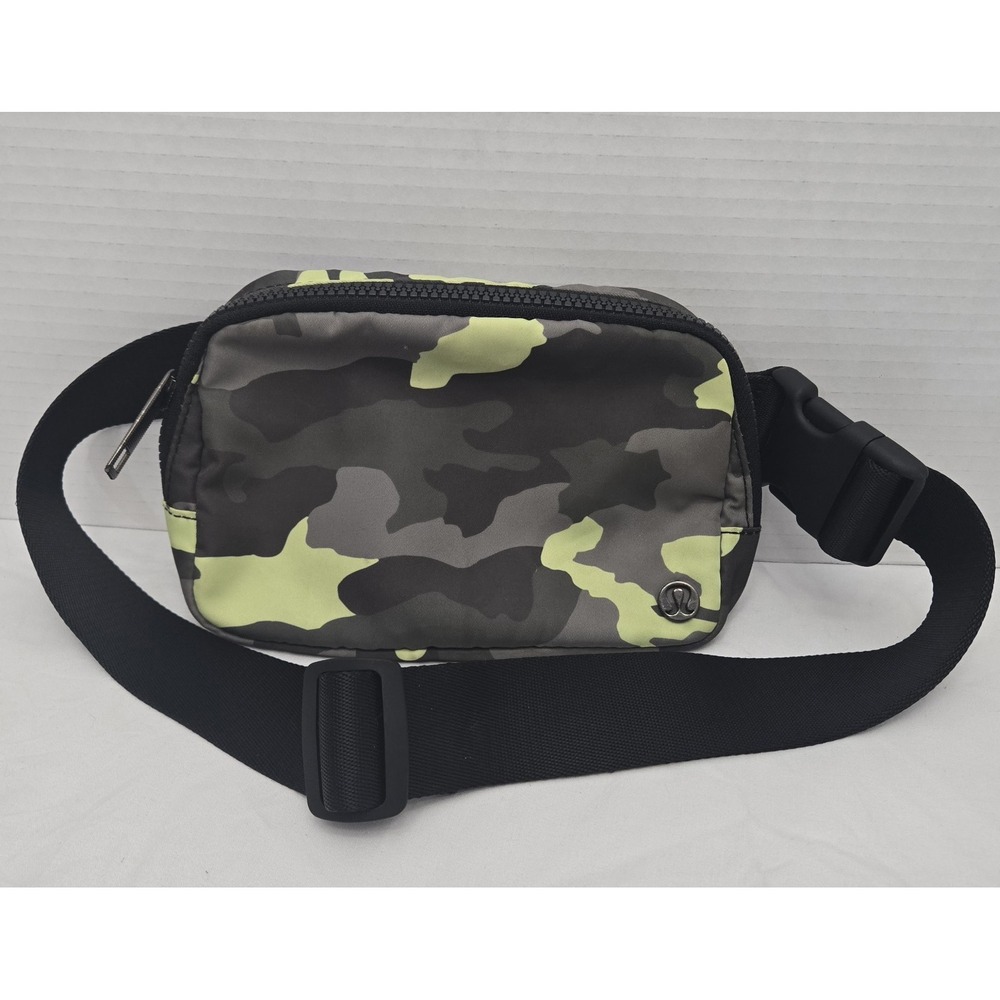 LULULEMON Everywhere Belt Bag *1L Heritage 365 Camo Neo Mint Multi / Black